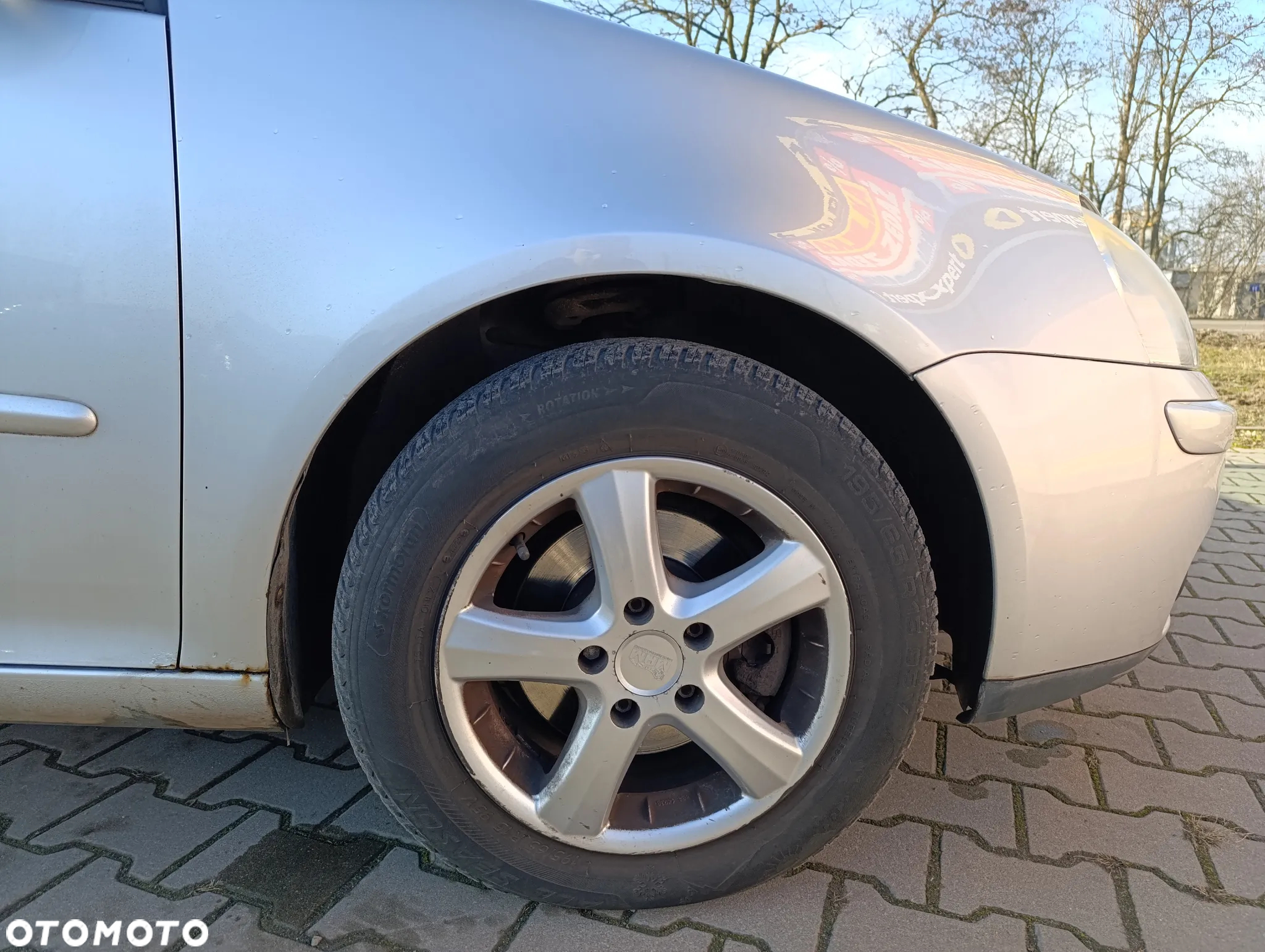 Volkswagen Golf - 11