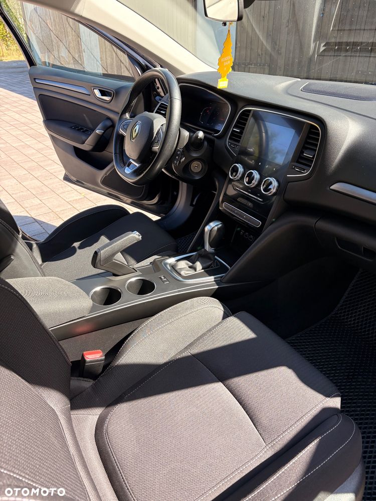 Renault Megane 1.3 TCe FAP Intens EDC - 9