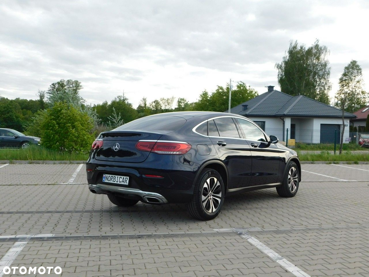 Mercedes-Benz GLC - 28