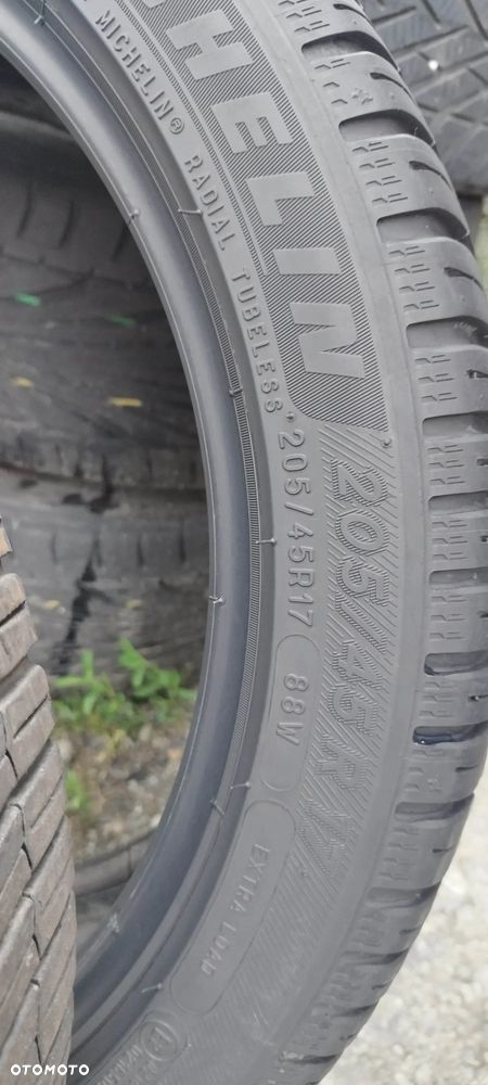 205/45/17 michelin crossclimate - 3