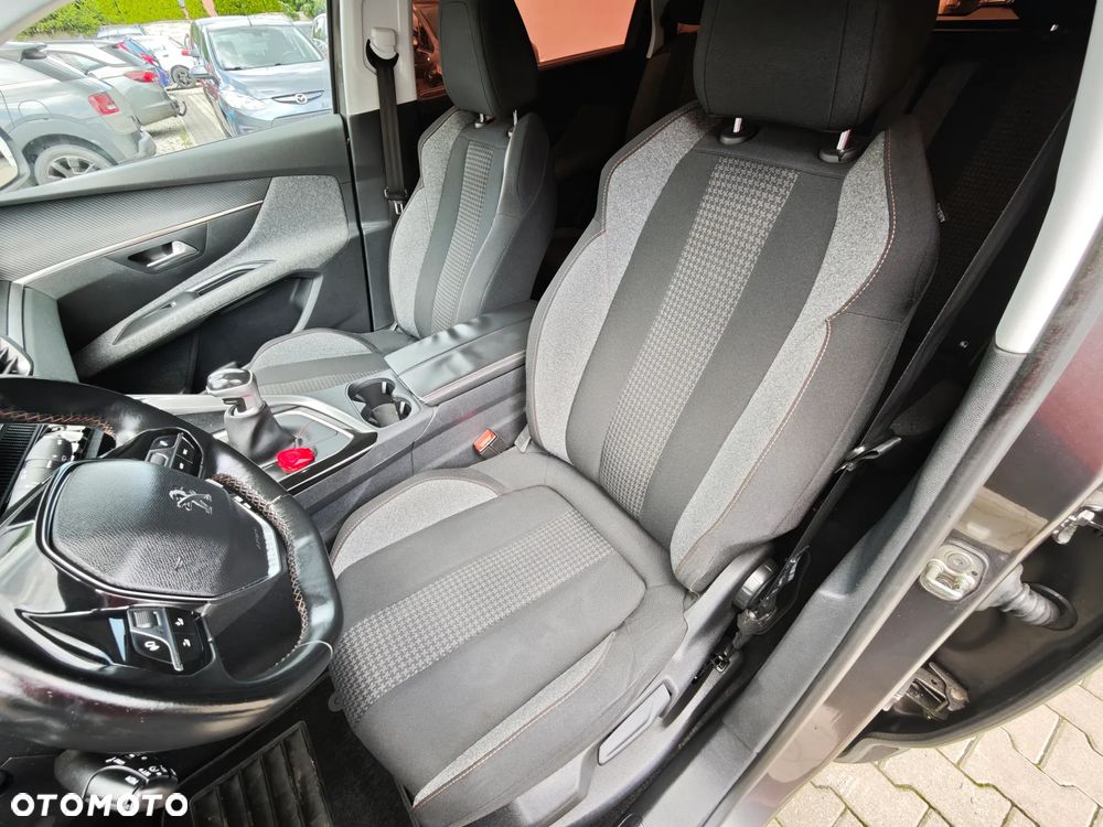 Peugeot 5008 BlueHDi 120 Active - 19