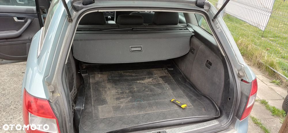 Audi A4 Avant - 4