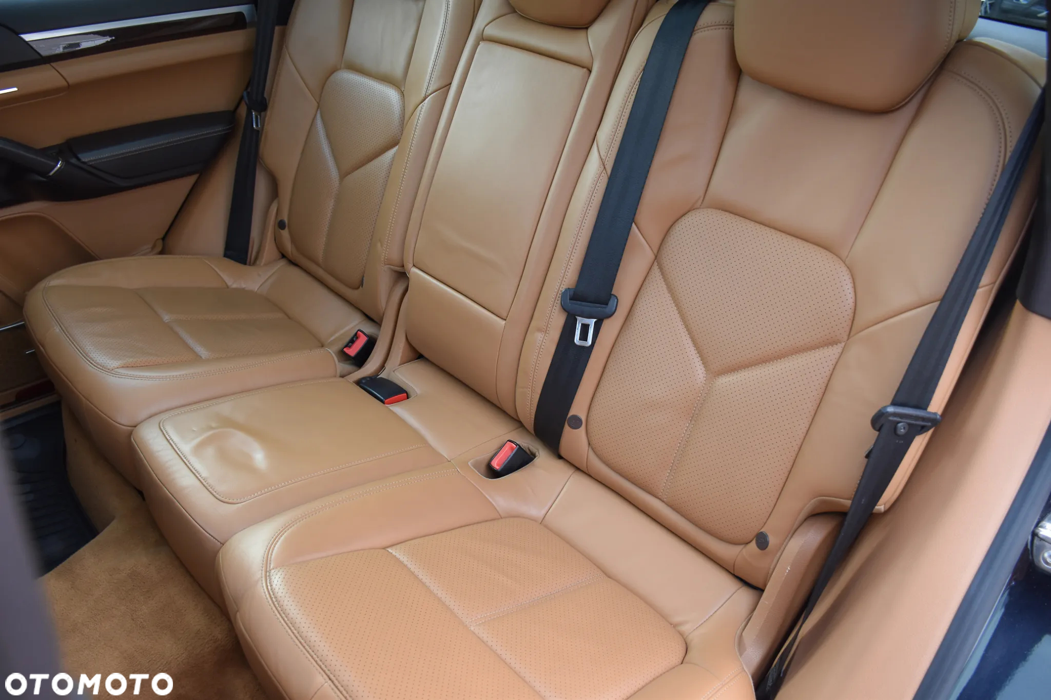 Porsche Cayenne Diesel Platinum Edition - 38
