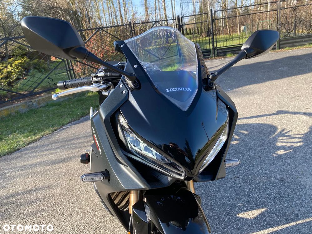 Honda CBR - 16