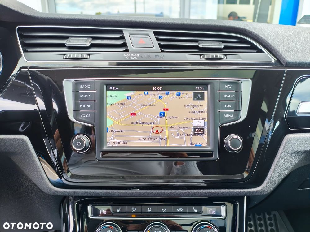 Volkswagen Touran 2.0 TDI BMT Highline DSG - 22
