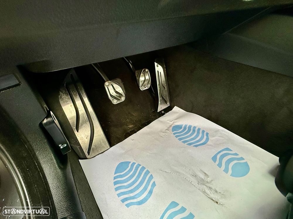 BMW 420 d Pack M - 15