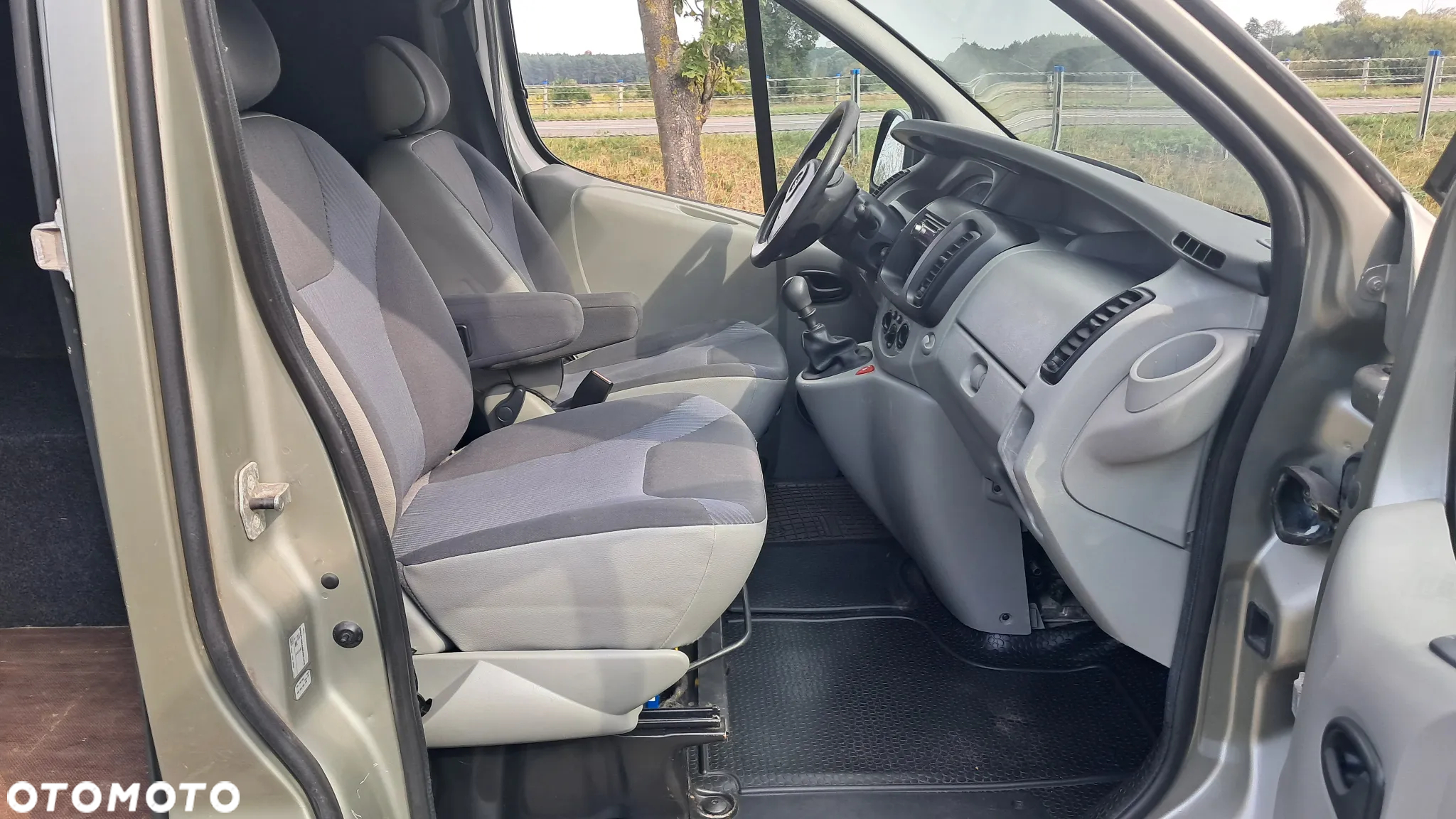 Opel Vivaro 2.0 CDTI L1H1 - 12