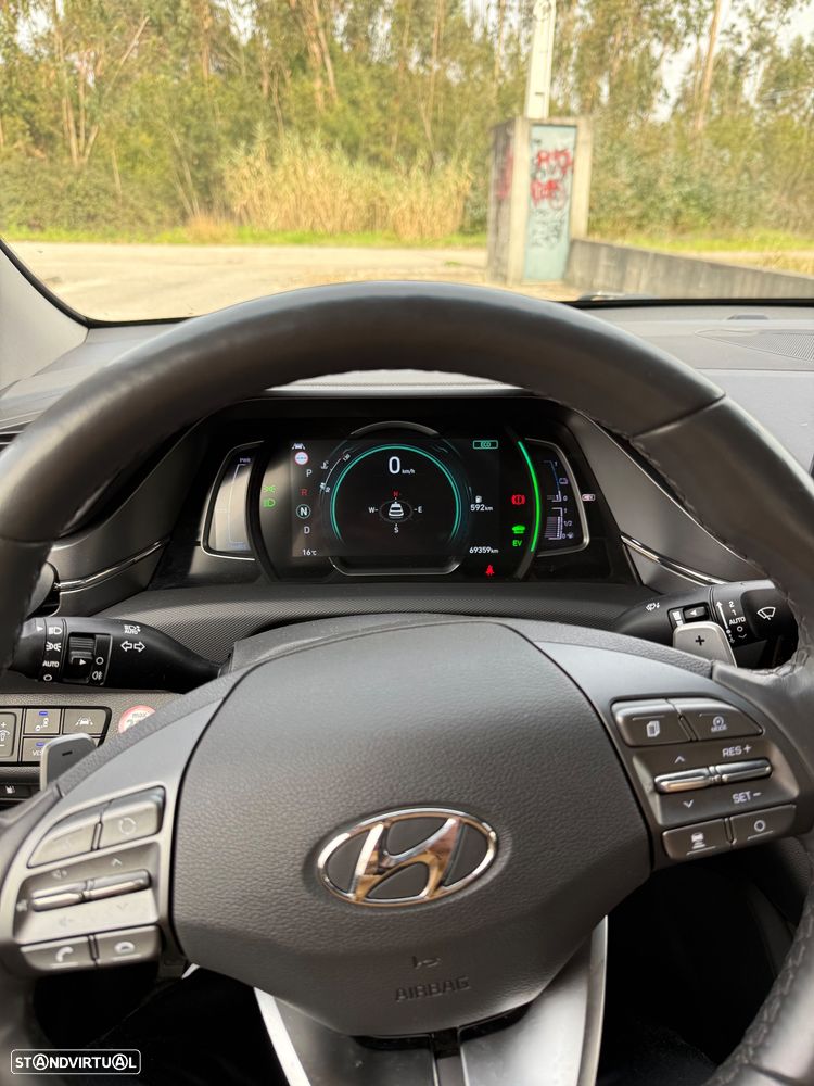 Hyundai Ioniq 1.6 GDI HEV Hybrid Tech - 4