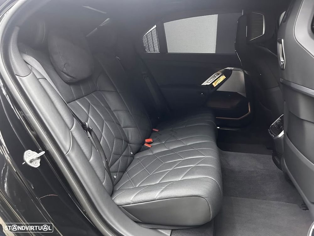 BMW i7 eDrive50 - 24