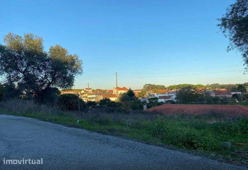 terreno para construção à venda com 580m2 em A-do-Barbas - Grande imagem: 4/7