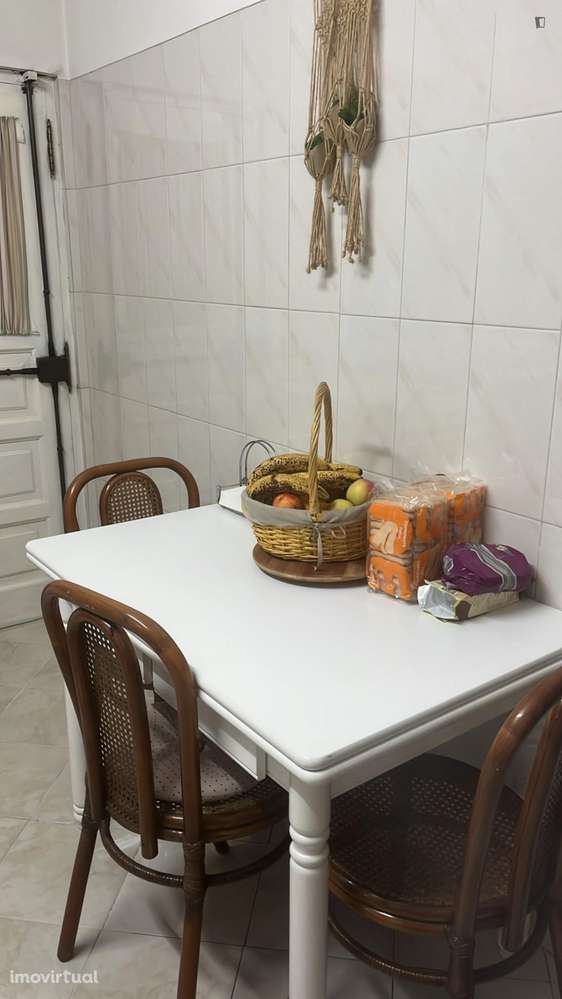 Quarto - localizado em Lisbon - Grande imagem: 5/8