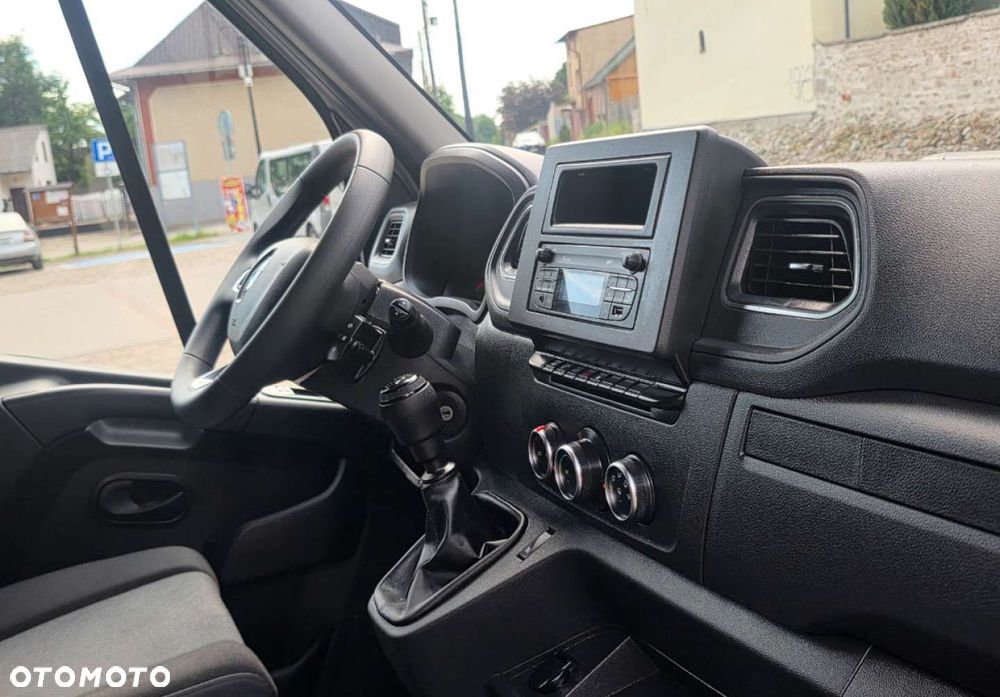Renault Master - 17