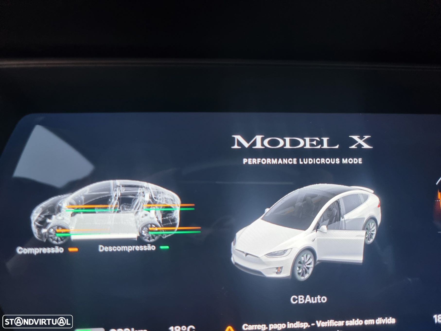 Tesla Model X - 12