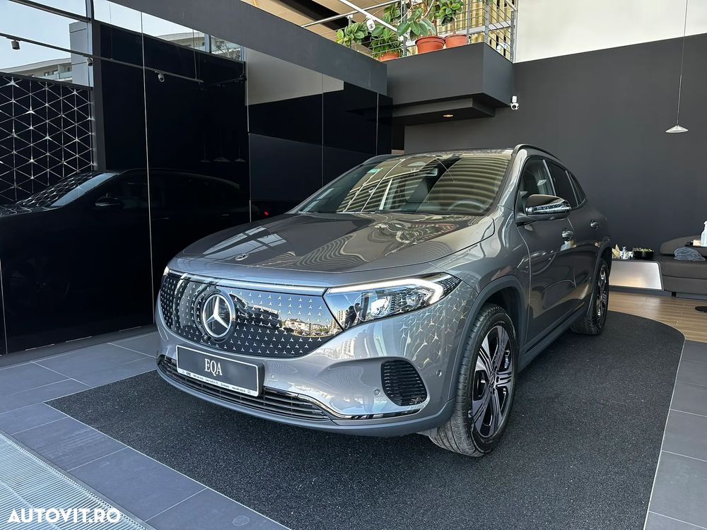 Mercedes-Benz EQA - 3