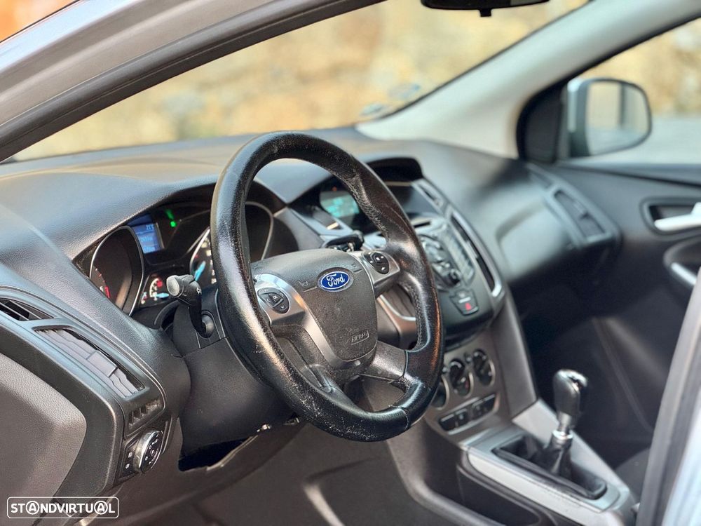 Ford Focus SW 1.6 TDCi Titanium - 10