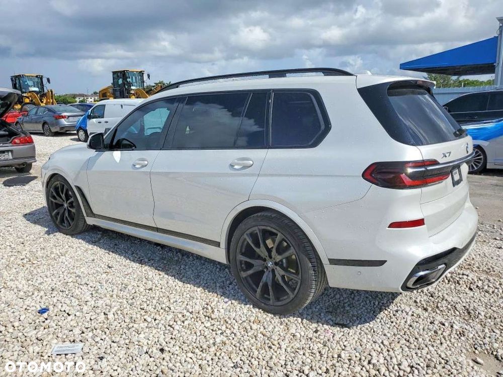 BMW X7 - 3