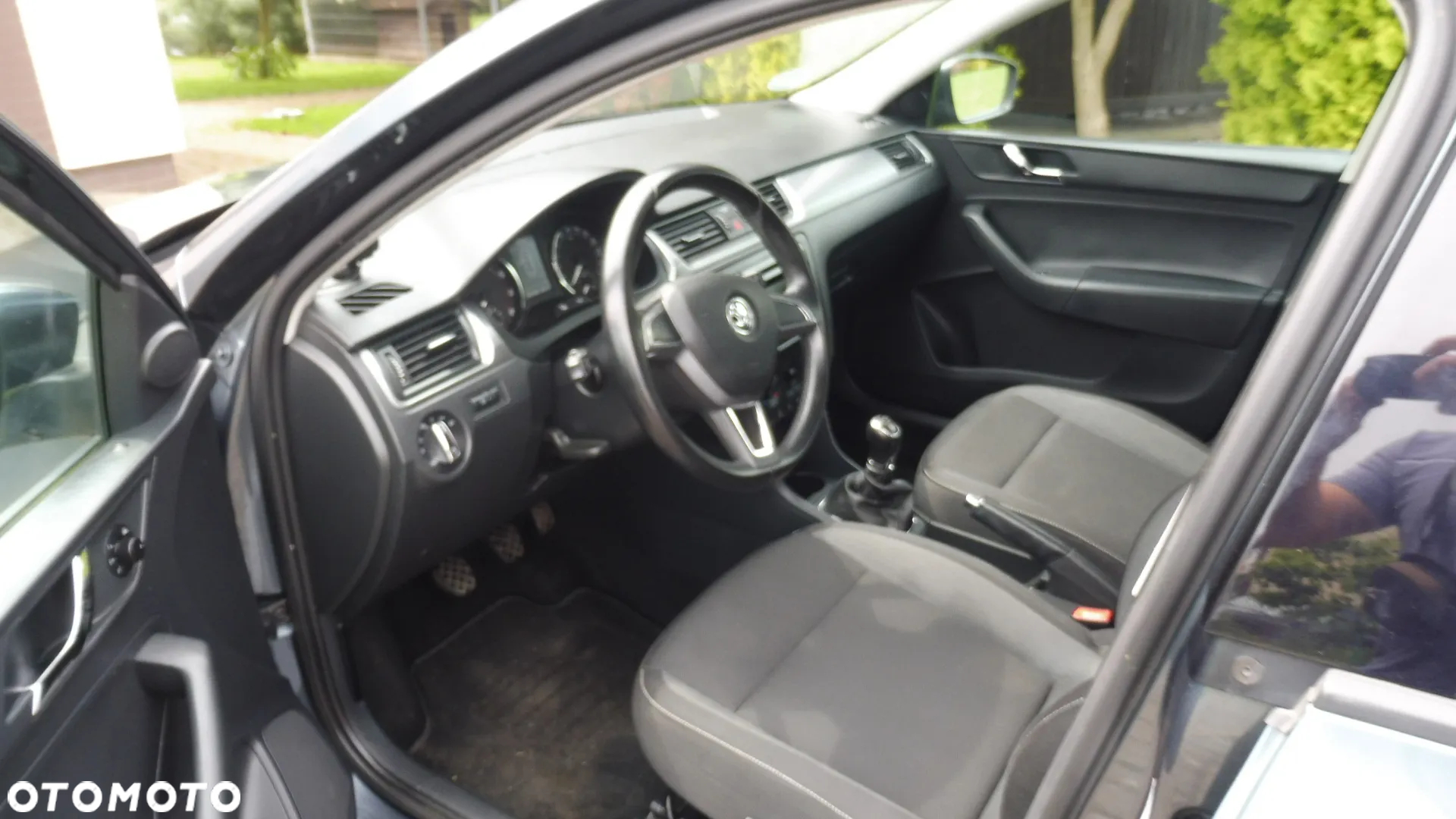 Skoda RAPID 1.2 TSI Ambition - 2