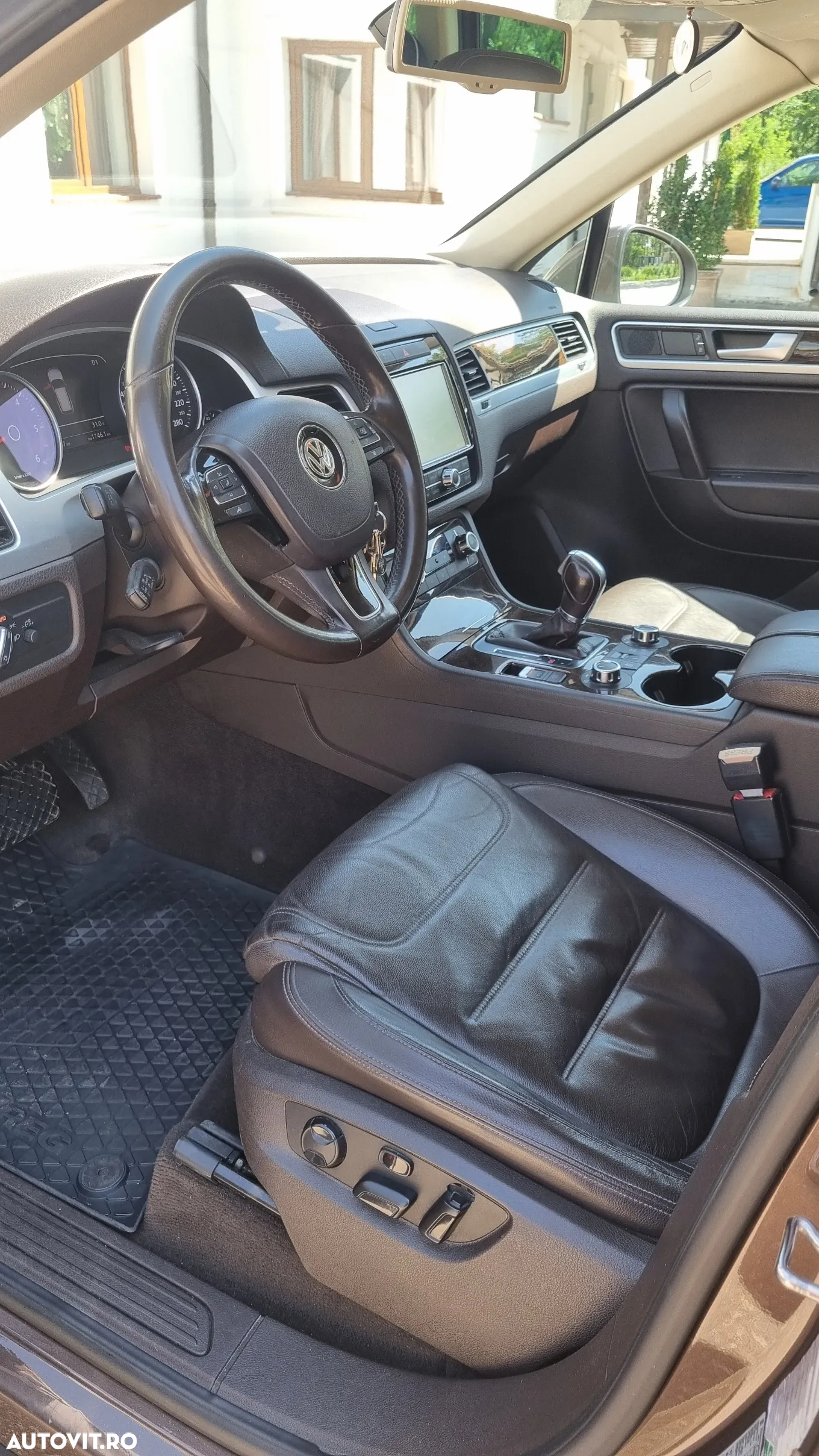 Volkswagen Touareg 3.0 V6 TDI BMT - 6