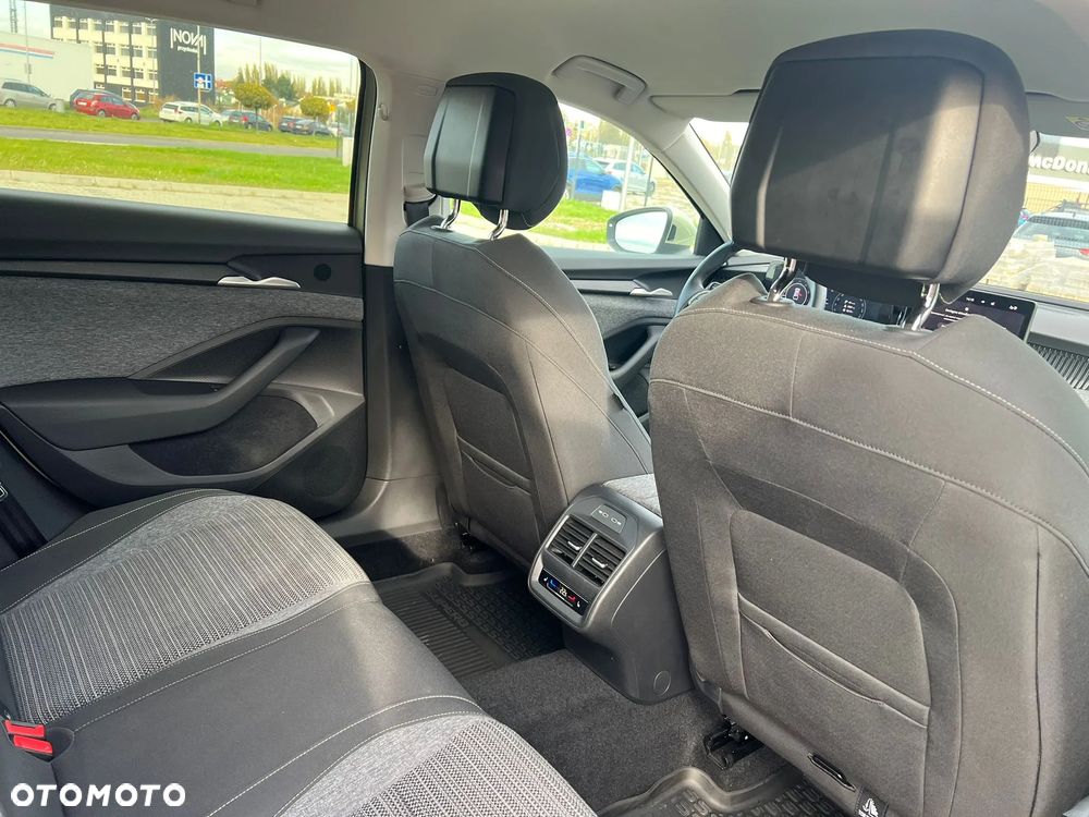 Skoda Superb 1.5 TSI mHEV Selection DSG - 7