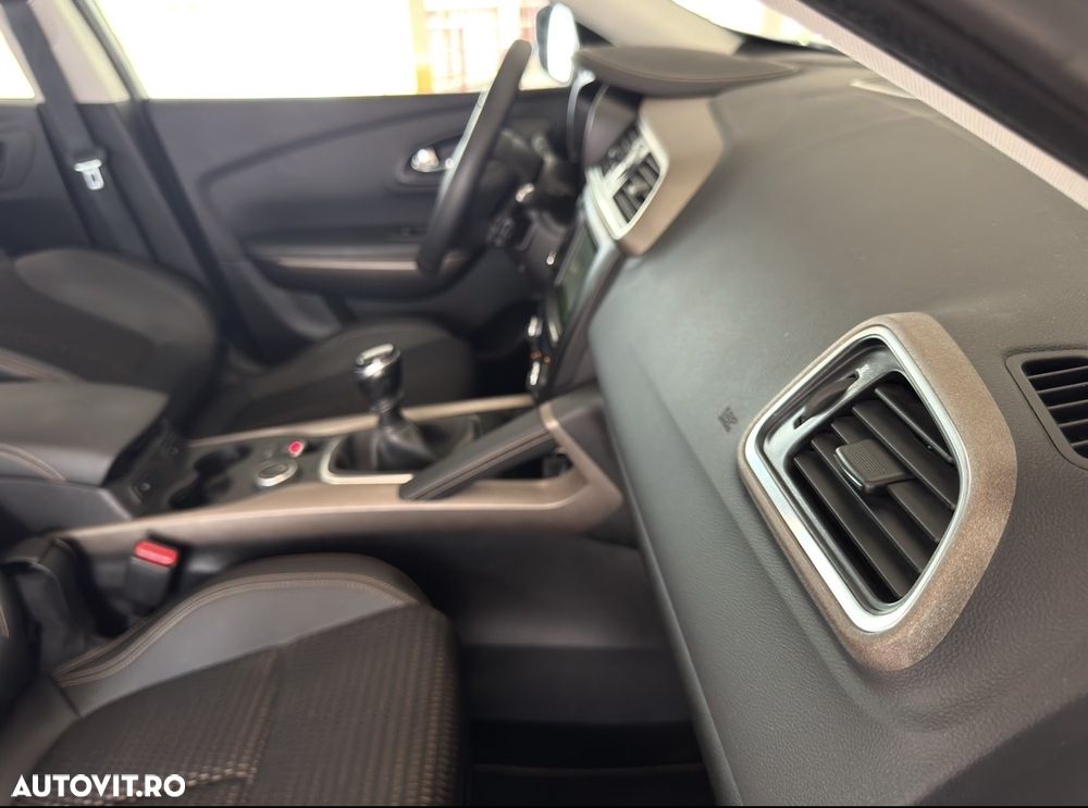 Renault Kadjar Energy dCi 130 4x4 XMOD - 27