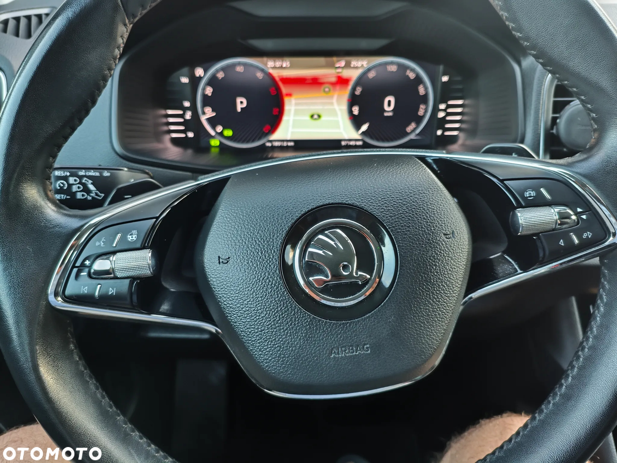 Skoda Karoq 2.0 TDI SCR 4x4 DSG Style - 17