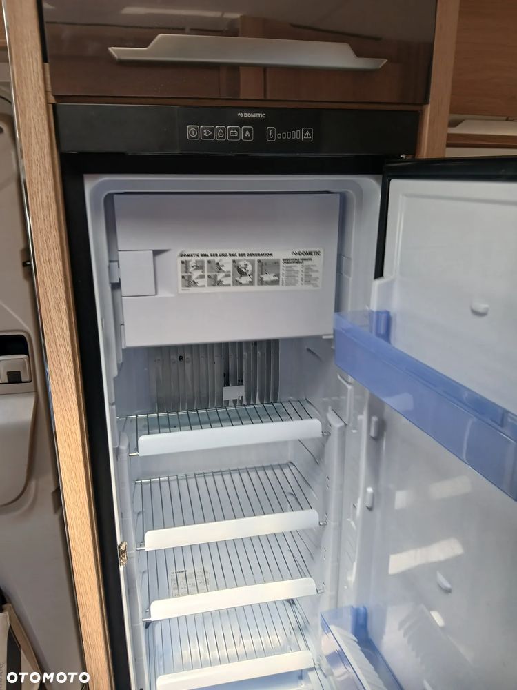 KNAUS K250 - 10
