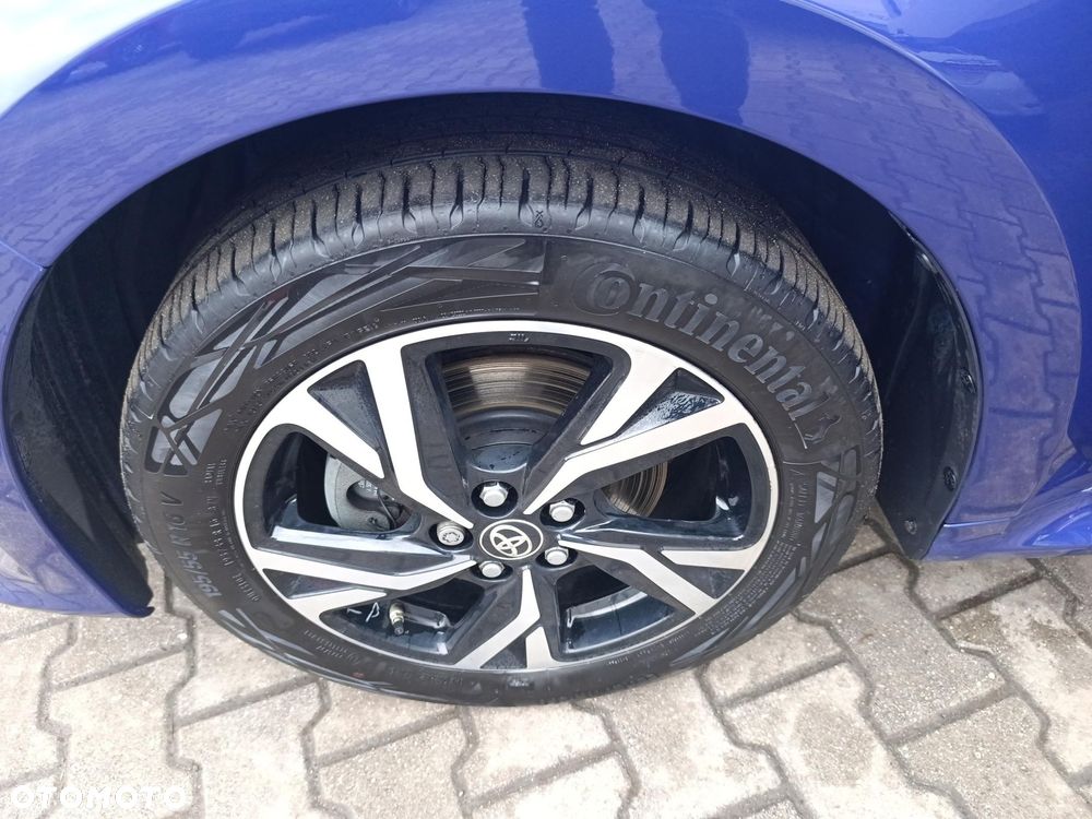 Toyota Yaris Hybrid 1.5 Style - 9