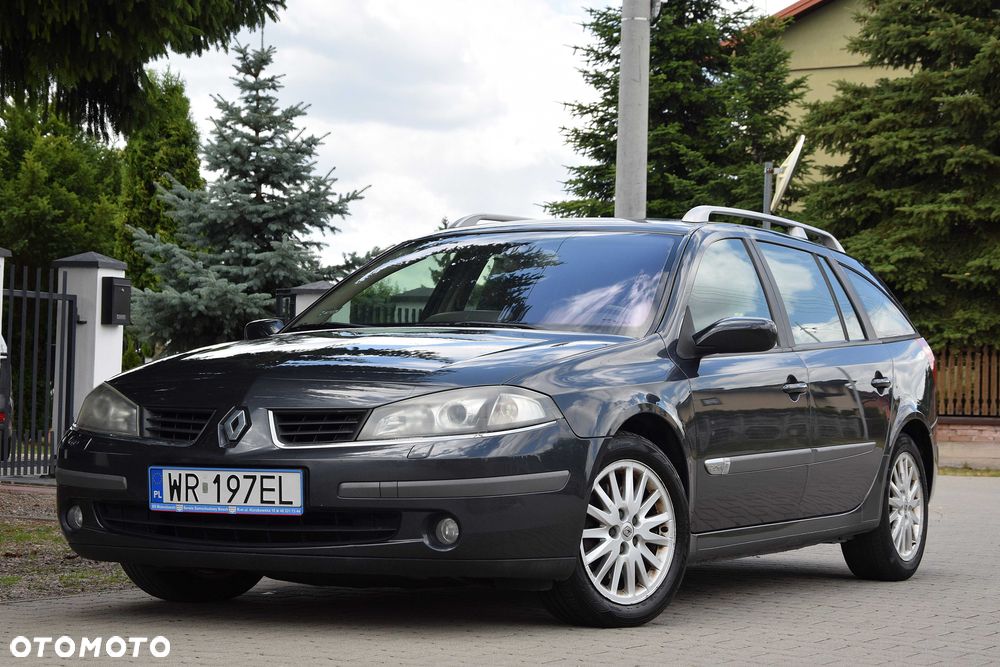 Renault Laguna - 1