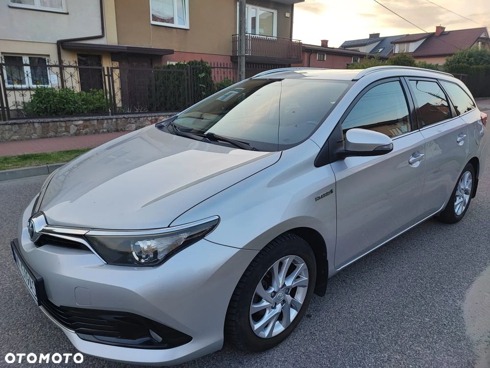Toyota Auris Hybrid 135 Premium - 7