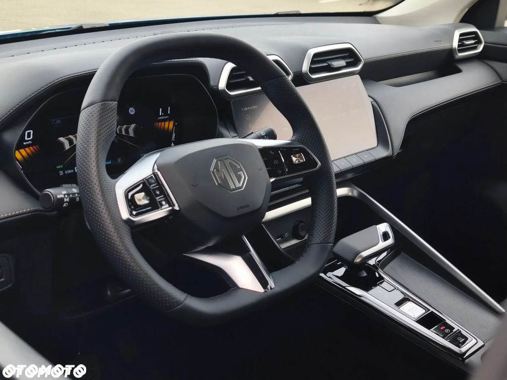 MG ZS 1.5 HEV+ Exclusive - 10