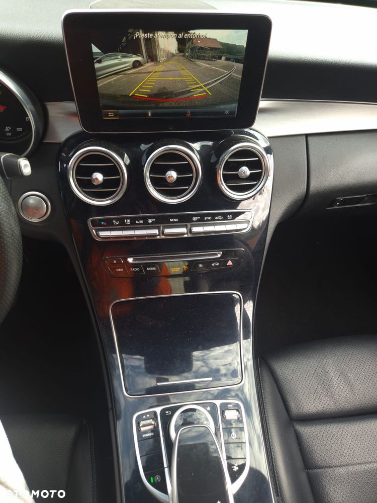 Mercedes-Benz Klasa C 400 4-Matic 9G-TRONIC - 10