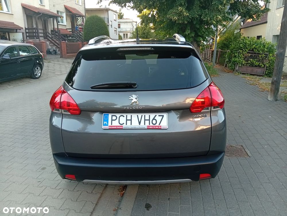 Peugeot 2008 1.2 Pure Tech Active S&S - 4