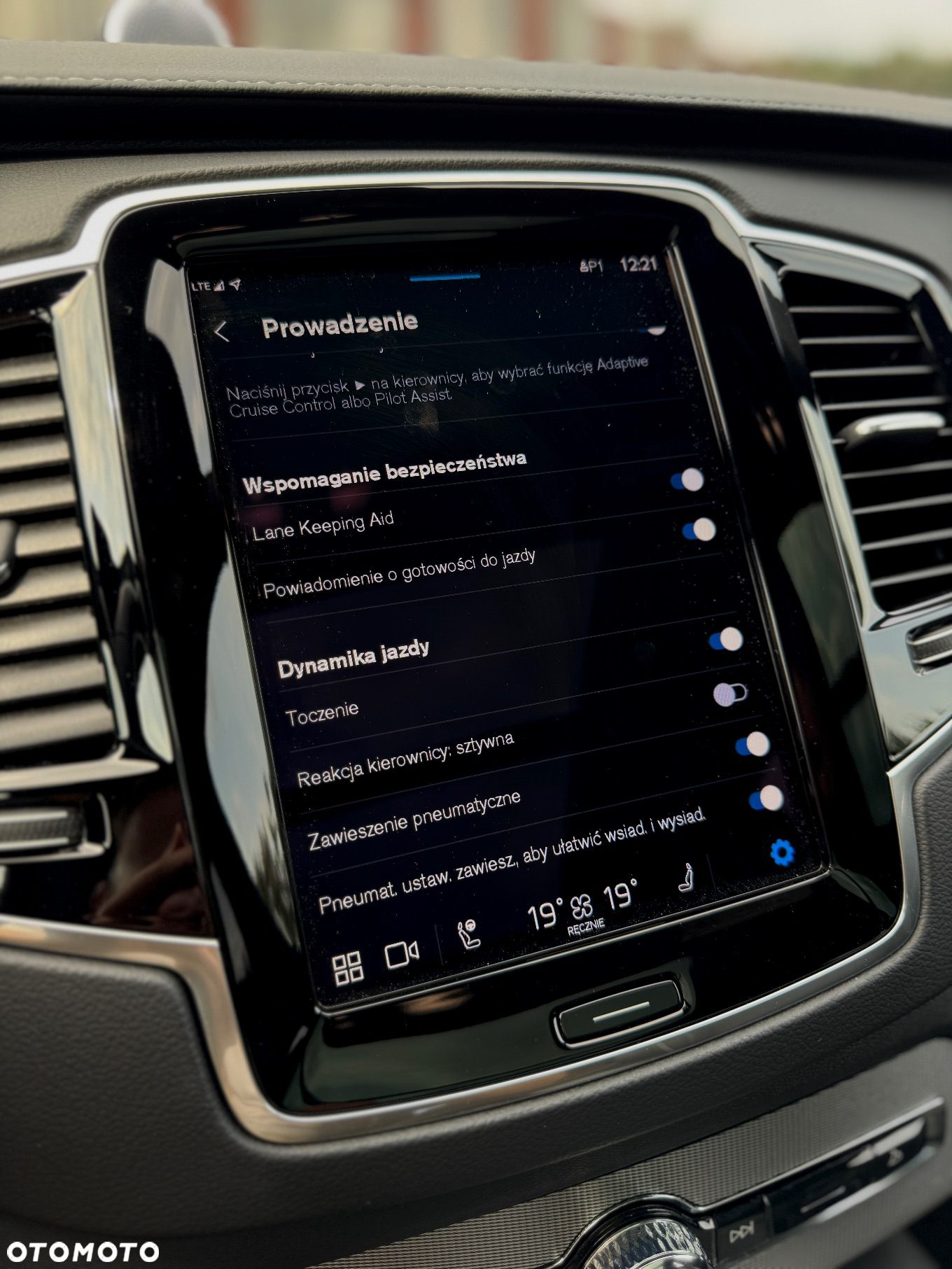 Volvo XC 90 - 30