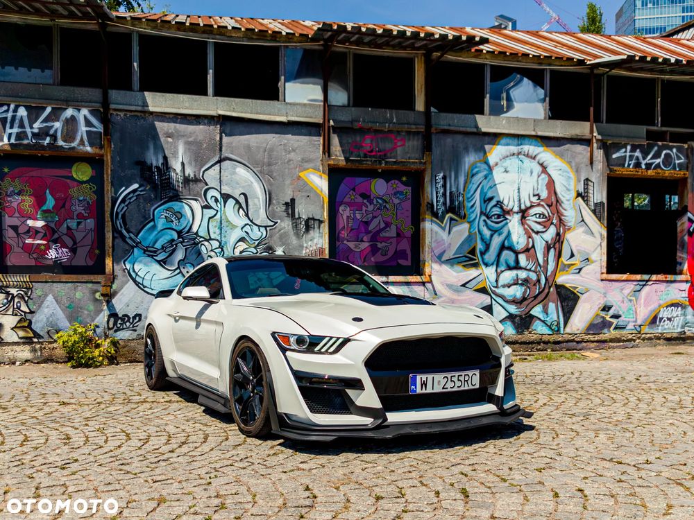 Ford Mustang 5.0 Ti-VCT V8 GT - 2