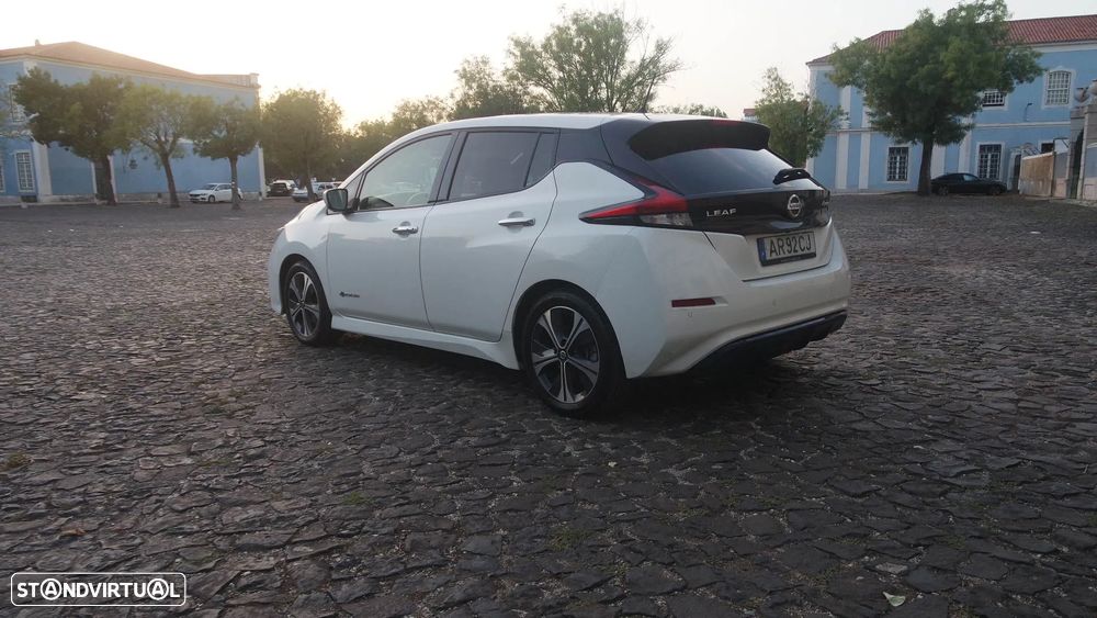 Nissan Leaf 40 kWh Tekna - 3