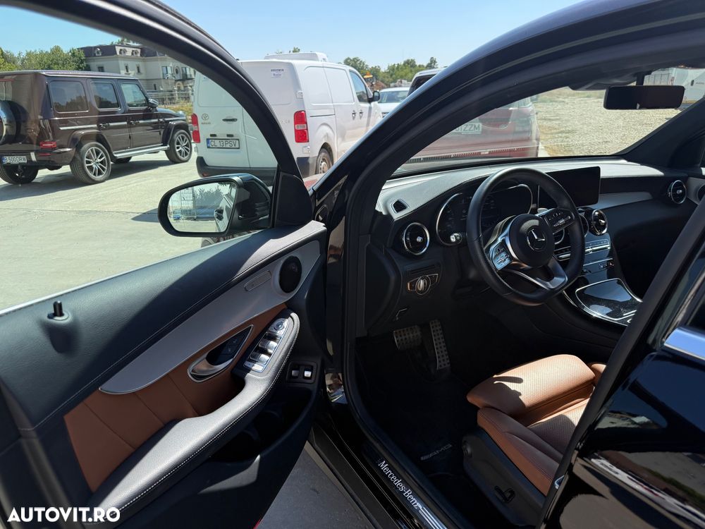 Mercedes-Benz GLC Coupe 300 e 4MATIC - 9