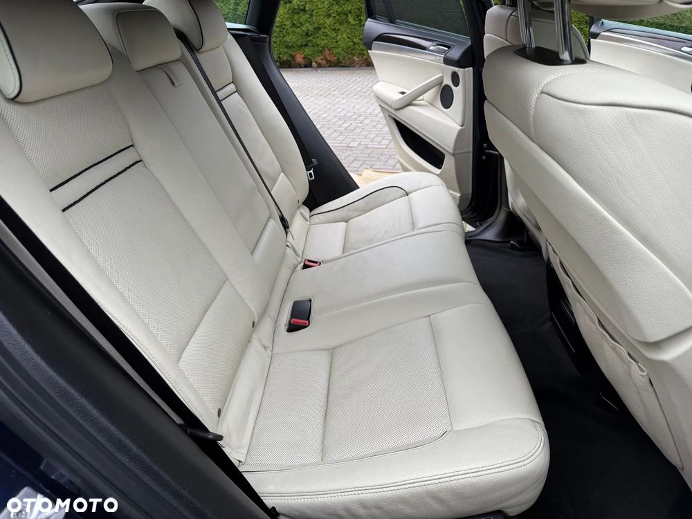 BMW X6 M50d - 36
