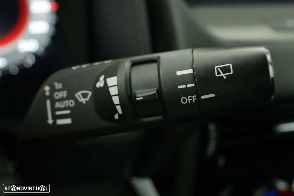 Nissan Qashqai 1.3 DIG-T N-Connecta LED Xtronic - 17