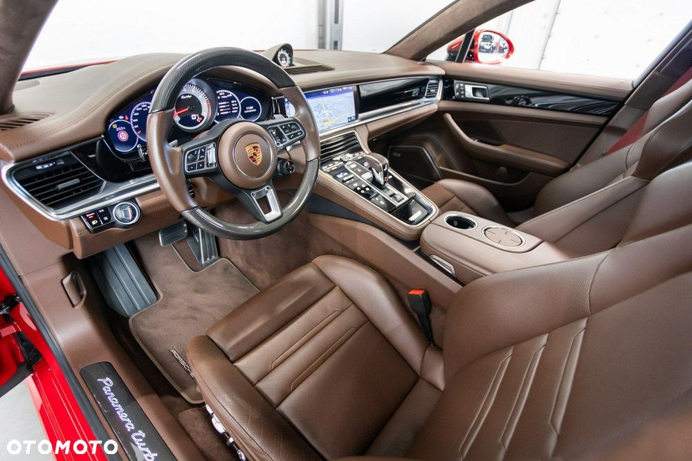 Porsche Panamera Turbo - 20