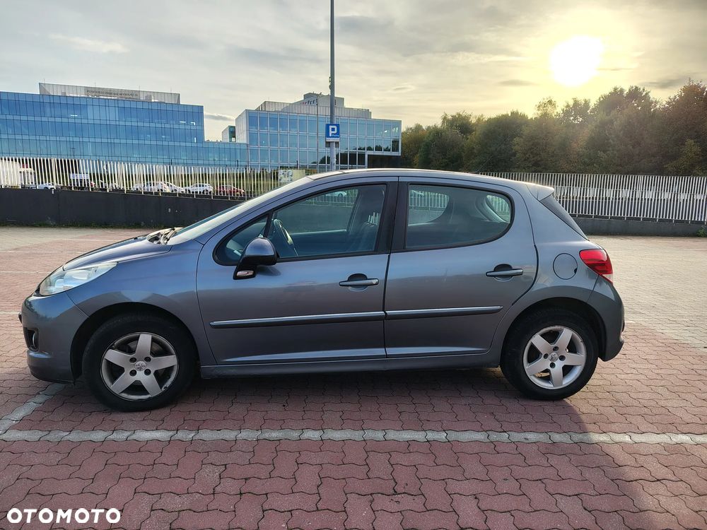 Peugeot 207