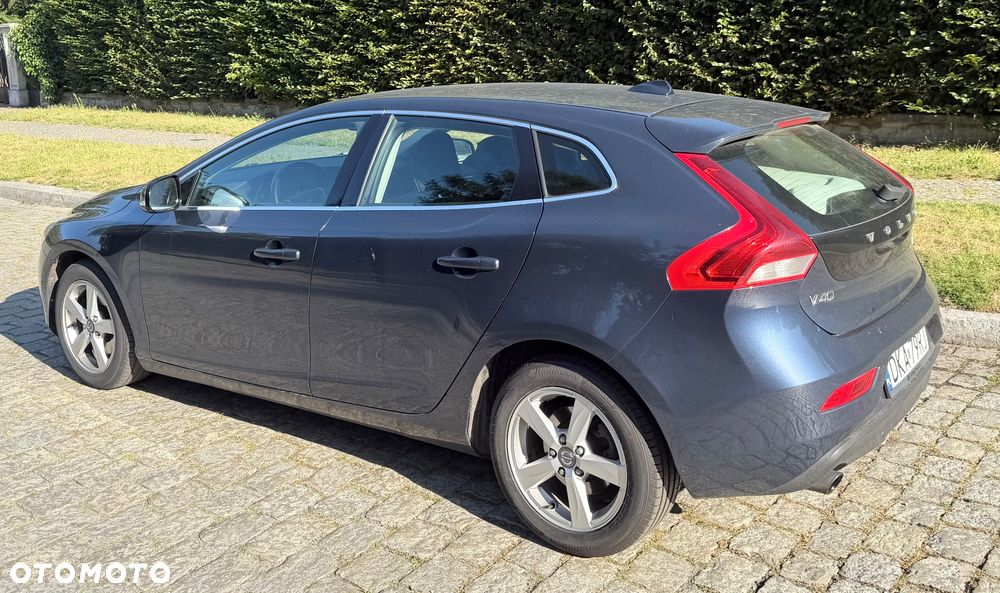 Volvo V40 ver-t3-momentum - 12