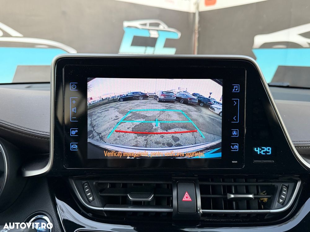 Toyota C-HR Hybrid Lounge - 15