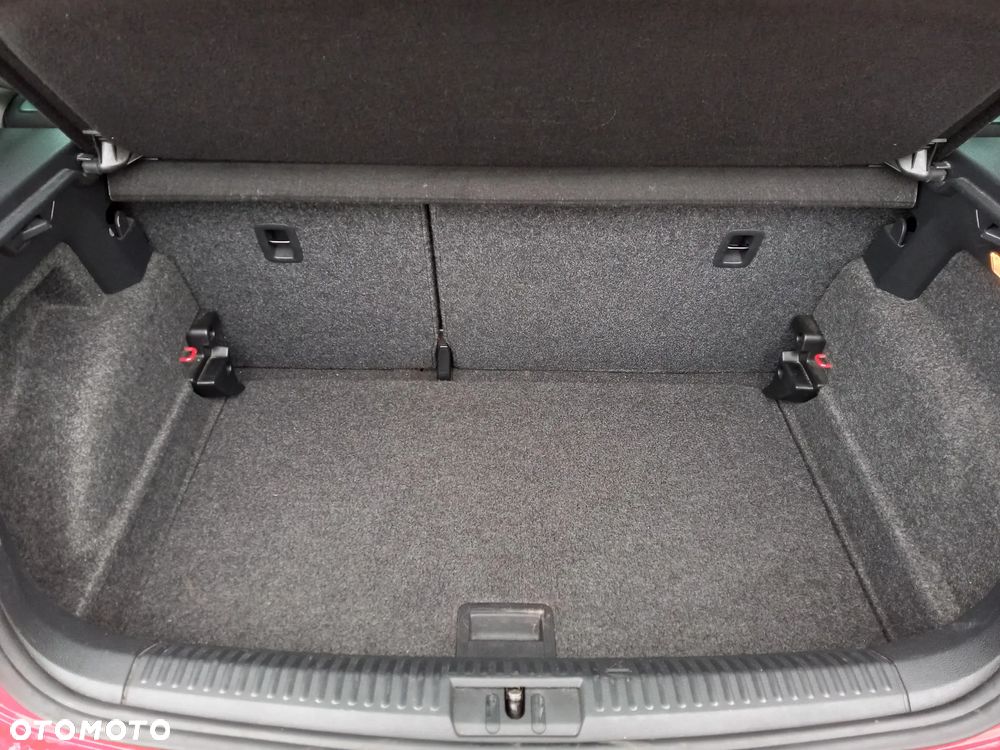 Volkswagen Polo 1.2 TSI BMT Highline - 26