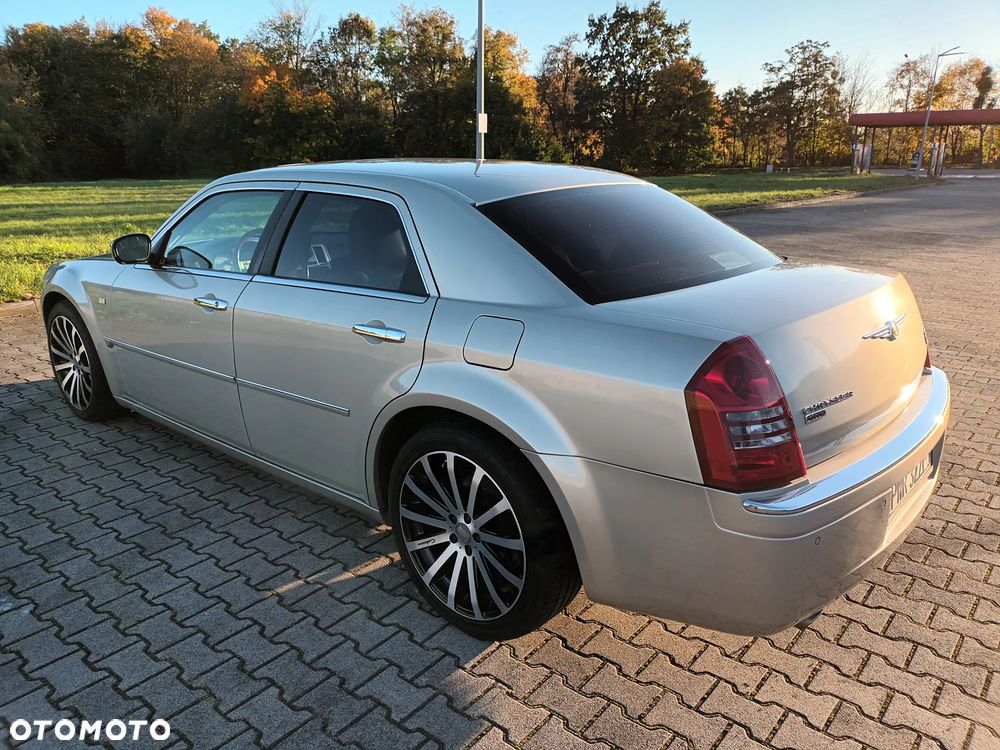 Chrysler 300C 3.0 V6 CRD - 5