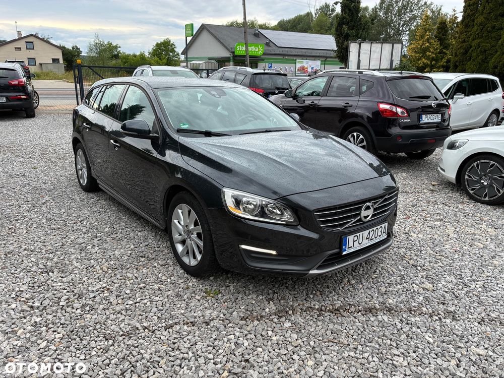 Volvo V60 D2 Base - 3