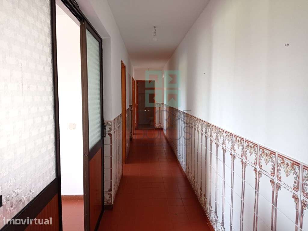 Apartamento T3, para renovação, em Casal de Cambra - Sintra - Grande imagem: 4/21