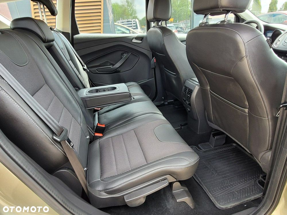 Ford Kuga - 6