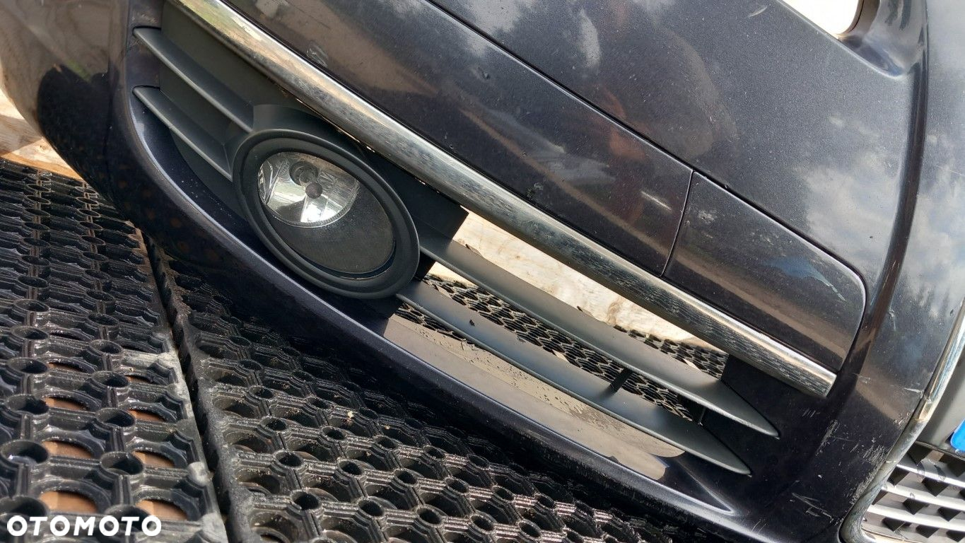 AUDI A6 C6  ZDERZAK PRZÓD  HALOGEN - 4