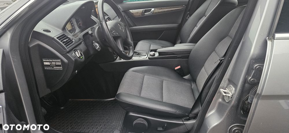 Mercedes-Benz Klasa C - 25