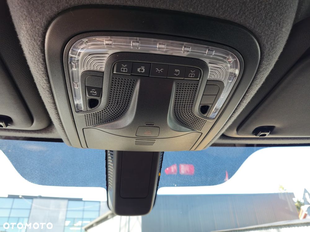 Mercedes-Benz SPRINTER - 19